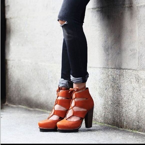 ✨🧡 Cinnamon Rust Burnt Orange Jeffrey Campbell x Free People Laced Heels 🧡✨ - Picture 1 of 16